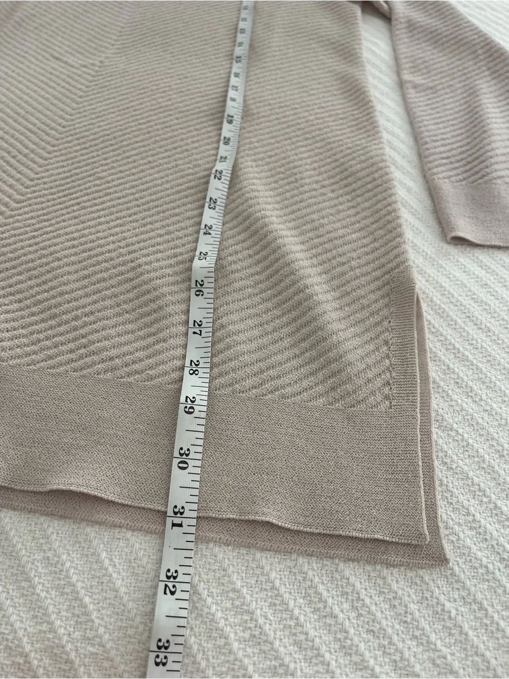 EILEEN FISHER Extra Fine Merino Wool V-Neck Tunic Sweater Cream XS Quiet Luxury
